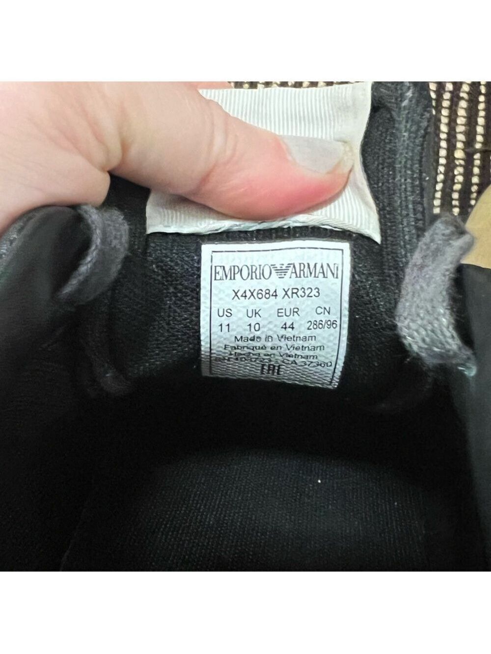 Emporio Armani Black and White Men's Dress Sneakers (Worn once) - Picture 5 of 7